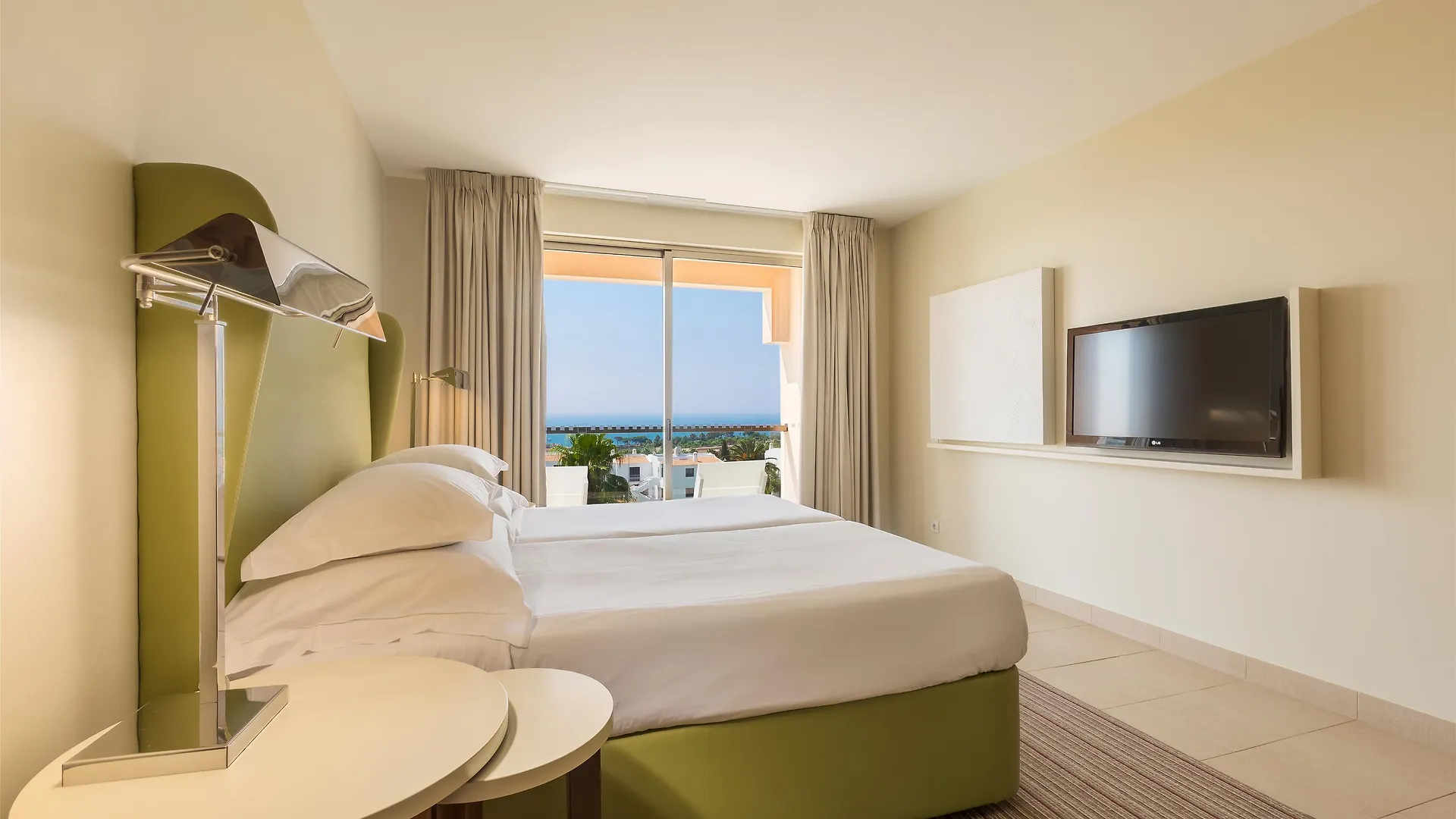 Nau Sao Rafael Suites Albufeira Hotel